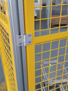 工业91看片APP大全围栏、机罩安装合页注意事项！