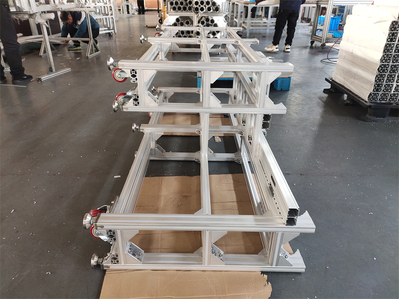 机架流水线挤压91看片APP大全