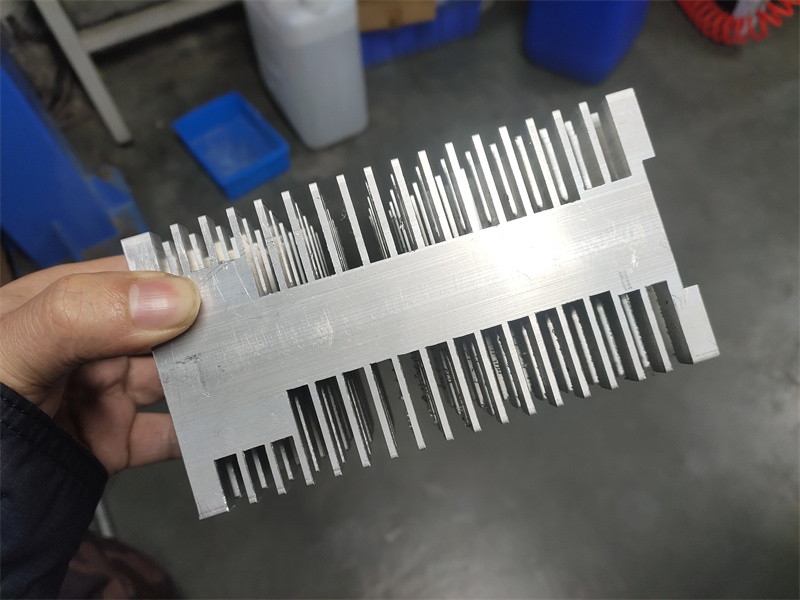 91看片APP大全散热片15*10*20